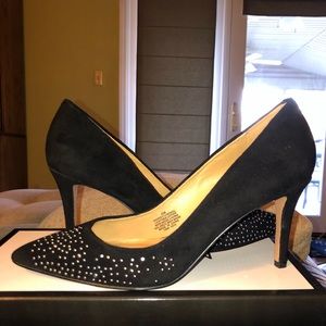 NIB Nine West Black Suede Pumps Heels